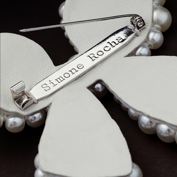 🎈Sold🎈Simone Rocha X H&M Pearl Brooch - Picture 10 of 10
